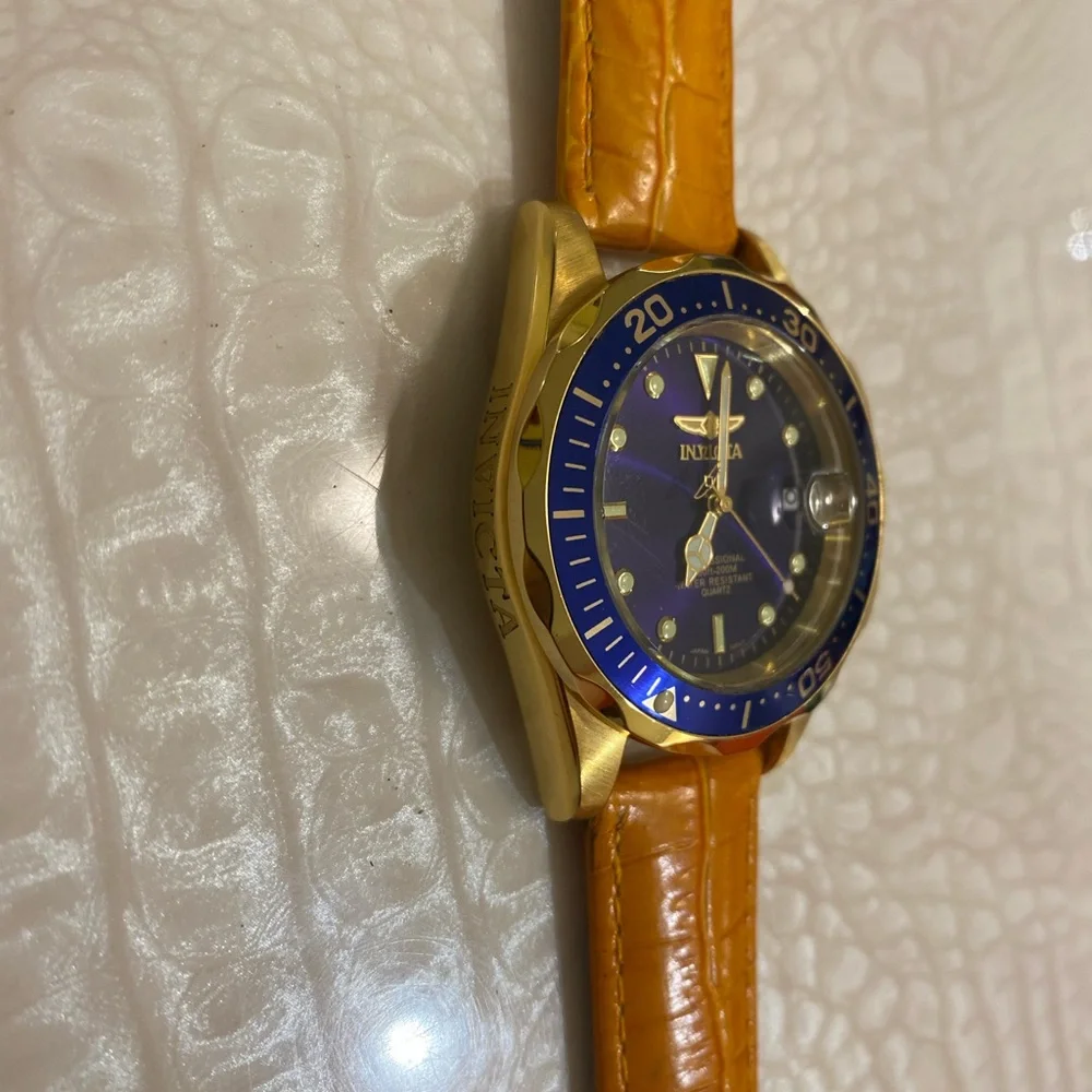 Invicta 38mm watch - Picture 3 of 11
